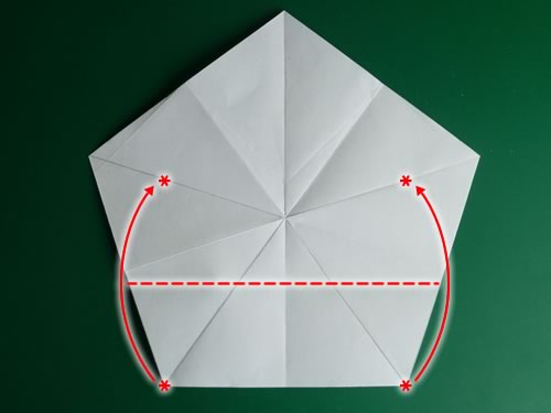 5 pointed origami star step 1