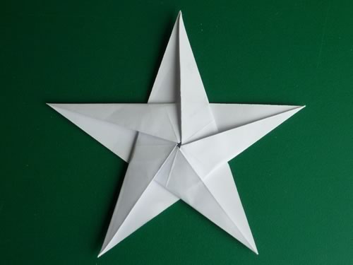 Folded Paper Christmas Origami Stars - The Magic Onions