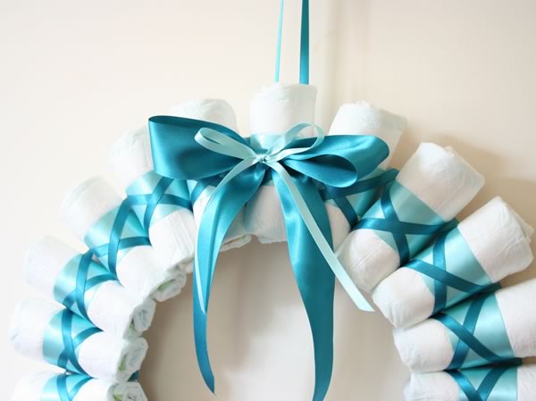 Rolled Diaper Wreath Instructions - Finished Wreath Close Up