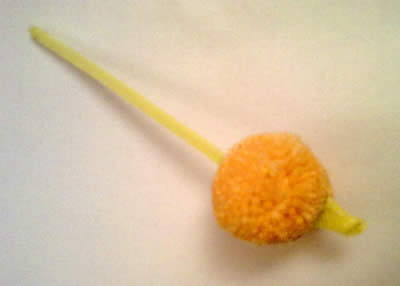 easter craft ideas - pom pom chick step 4