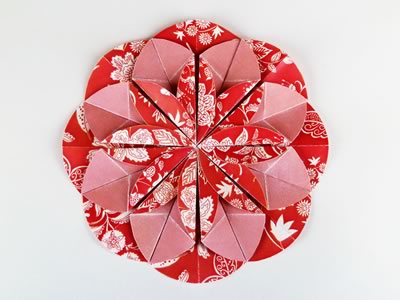 Homemade card ideas - dahlia origami flower step 7e