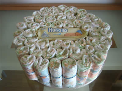 how to make diaper cakes - bottom layer