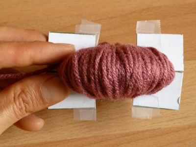 how to make pom poms step 4b