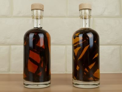 how to make vanilla extract - the importance of scraping the beans