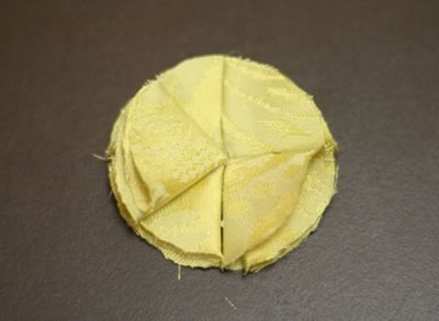 make fabric flowers
