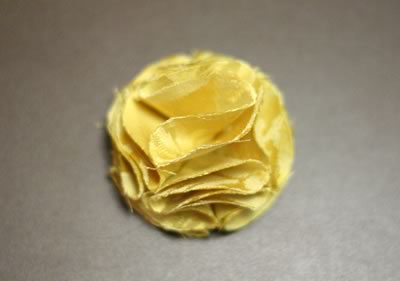 make fabric flowers