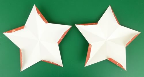 making double sided 3d star christmas decorations - refold tabs