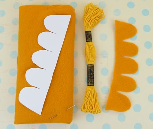 making felt flowers materials