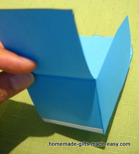 How to Make a Folded Paper Gift Box