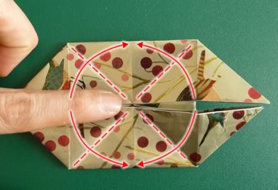 origami christmas ornaments step 7