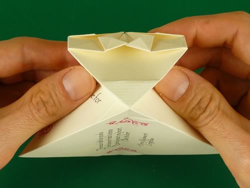 origami heart love note step 13c