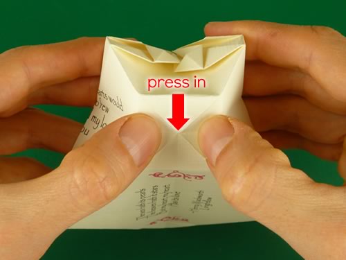 origami heart love note step 13d