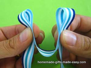 How to Tie a Gift Bow: Easy Steps to Tie a Bow