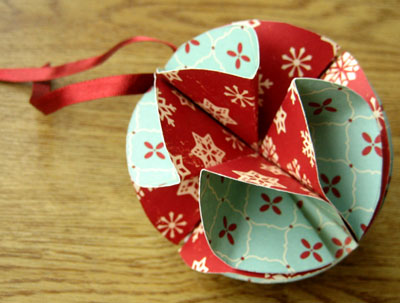 simple homemade christmas ornaments bauble step 8