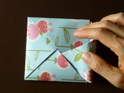 origami envelope tuck in last corner of pinwheel