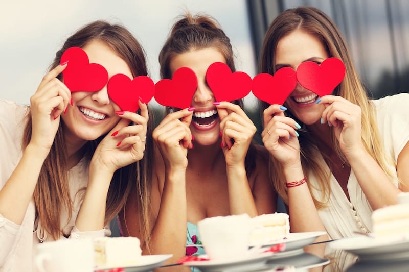 valentines day messages for friends - three friends at cafe