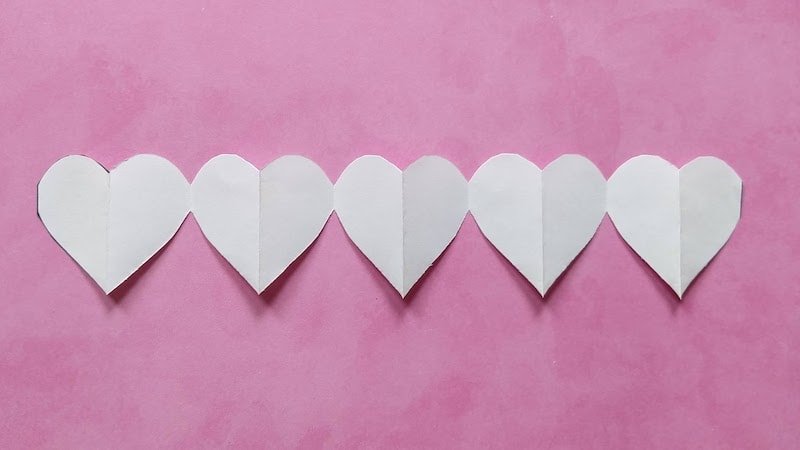 paper heart chain step 5
