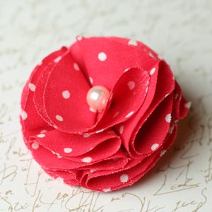 make fabric flowers rounded thumb